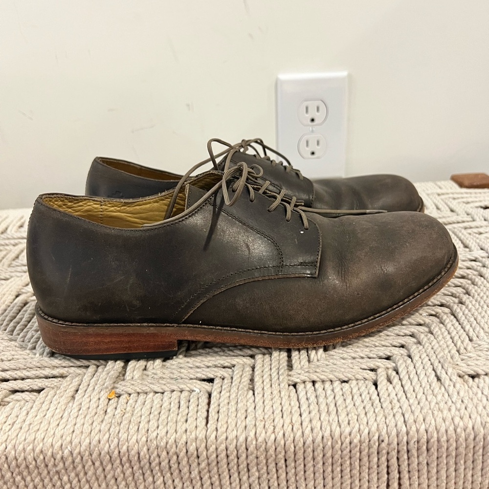 Nisilo Men's Classic Brown Leather Shoes